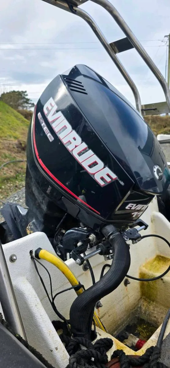 Evinrude etec 115hp outboard - Image 2