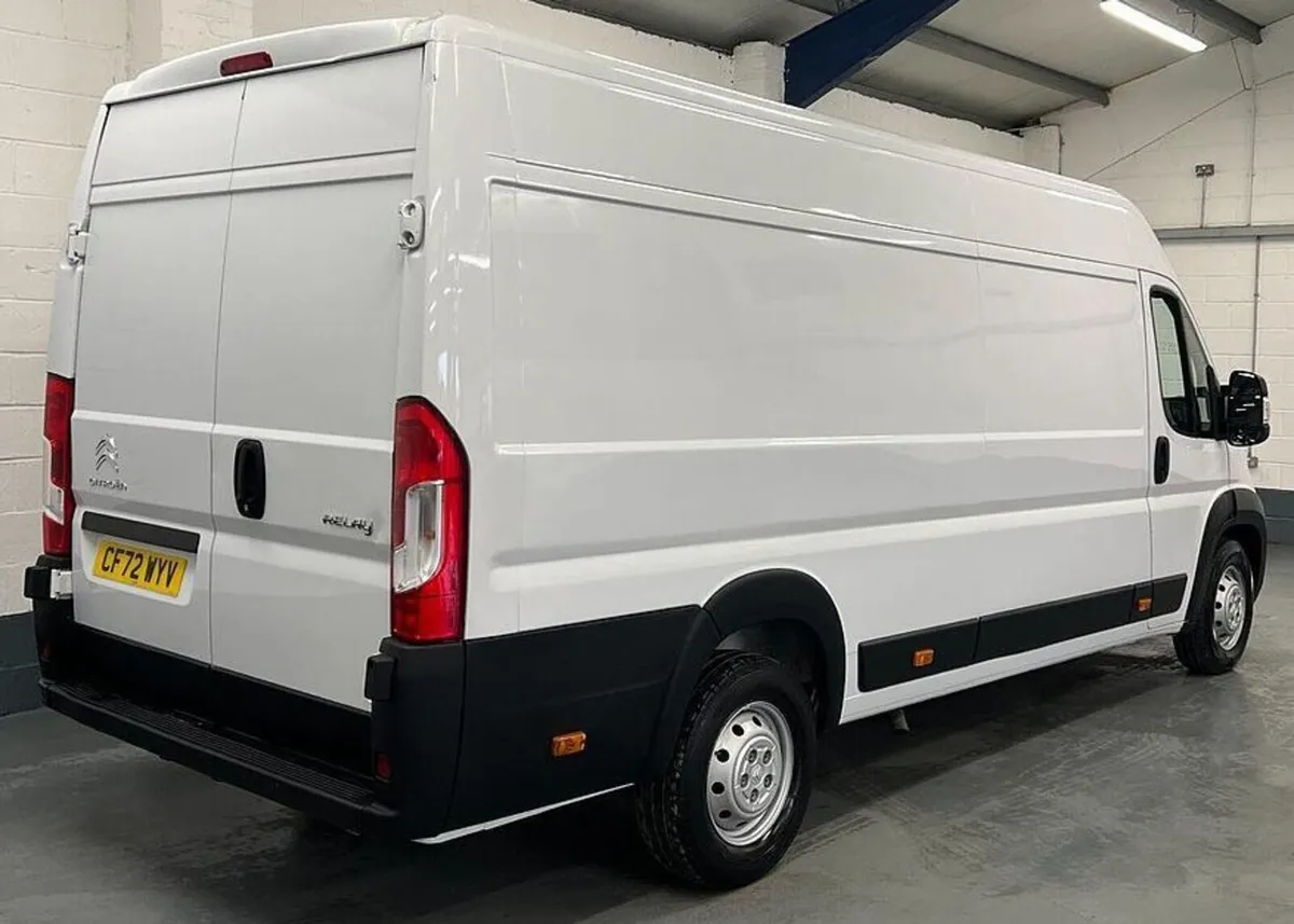 2023 Citroen Relay High Roof Panel Van - Image 4