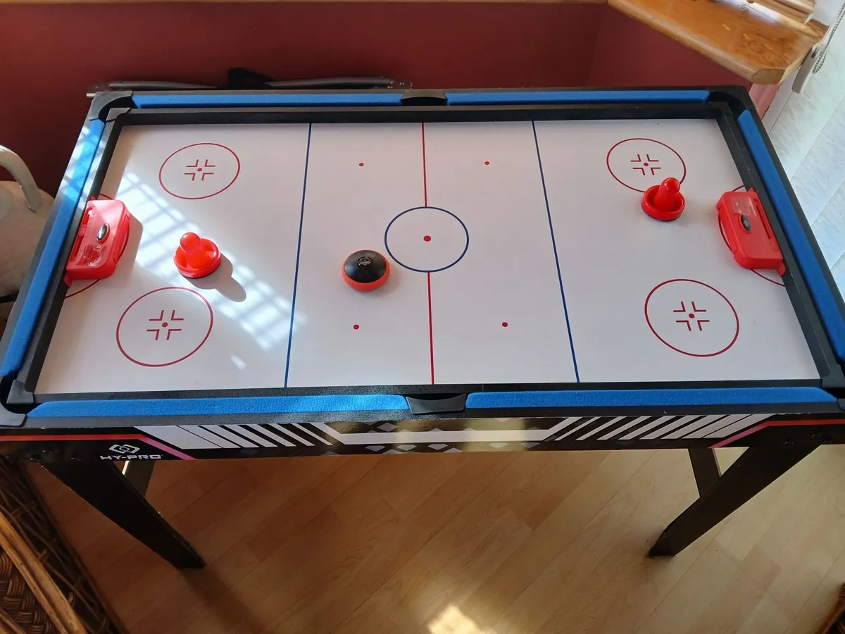 4 in 1 Games Table - Image 2