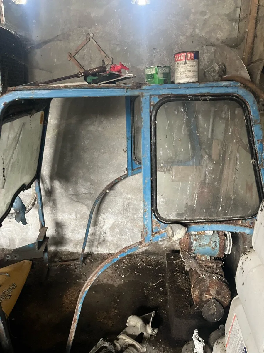 Ford 3000 cab - Image 1