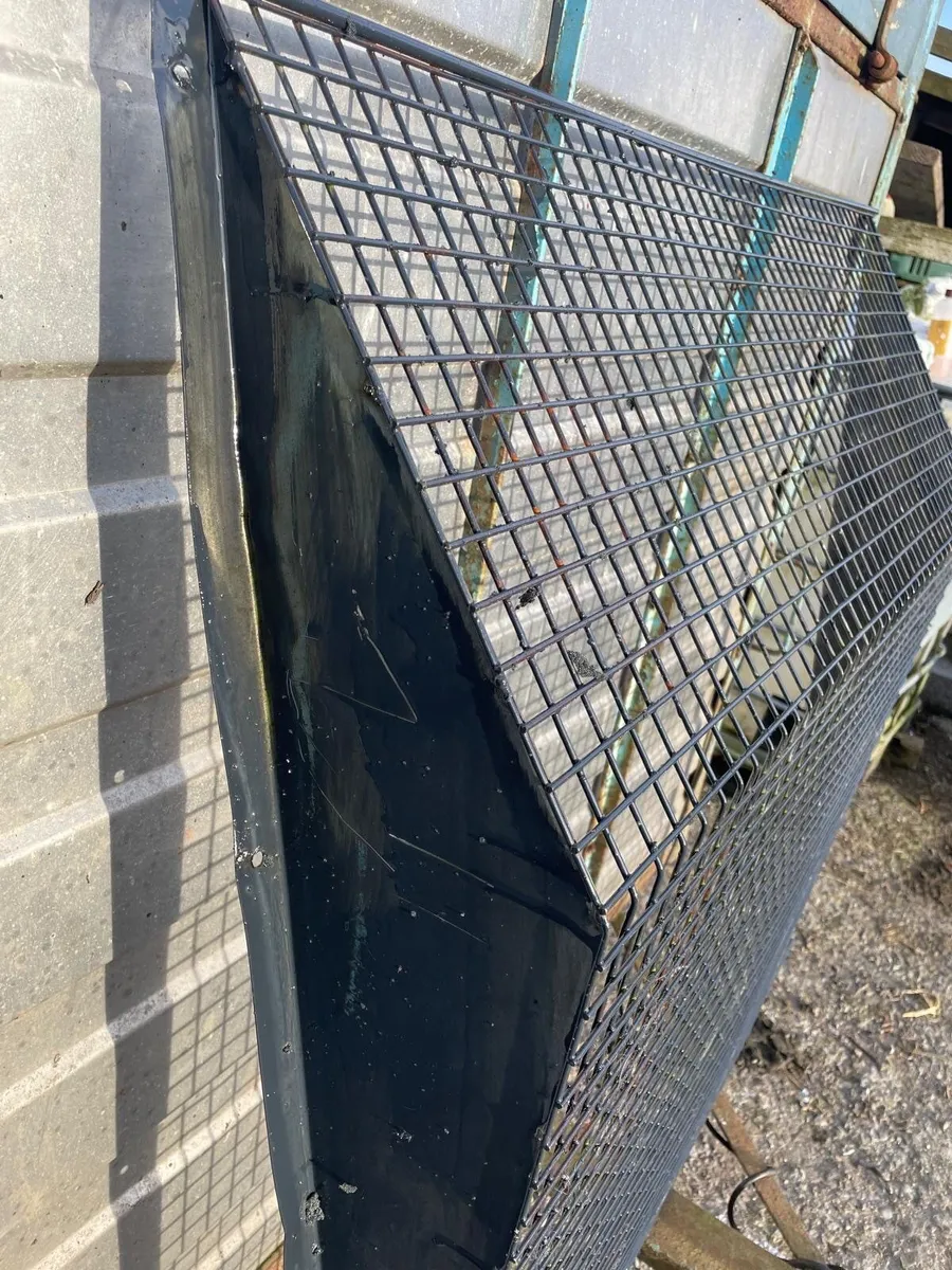 Porta Cabin Window Security Mesh - Image 2