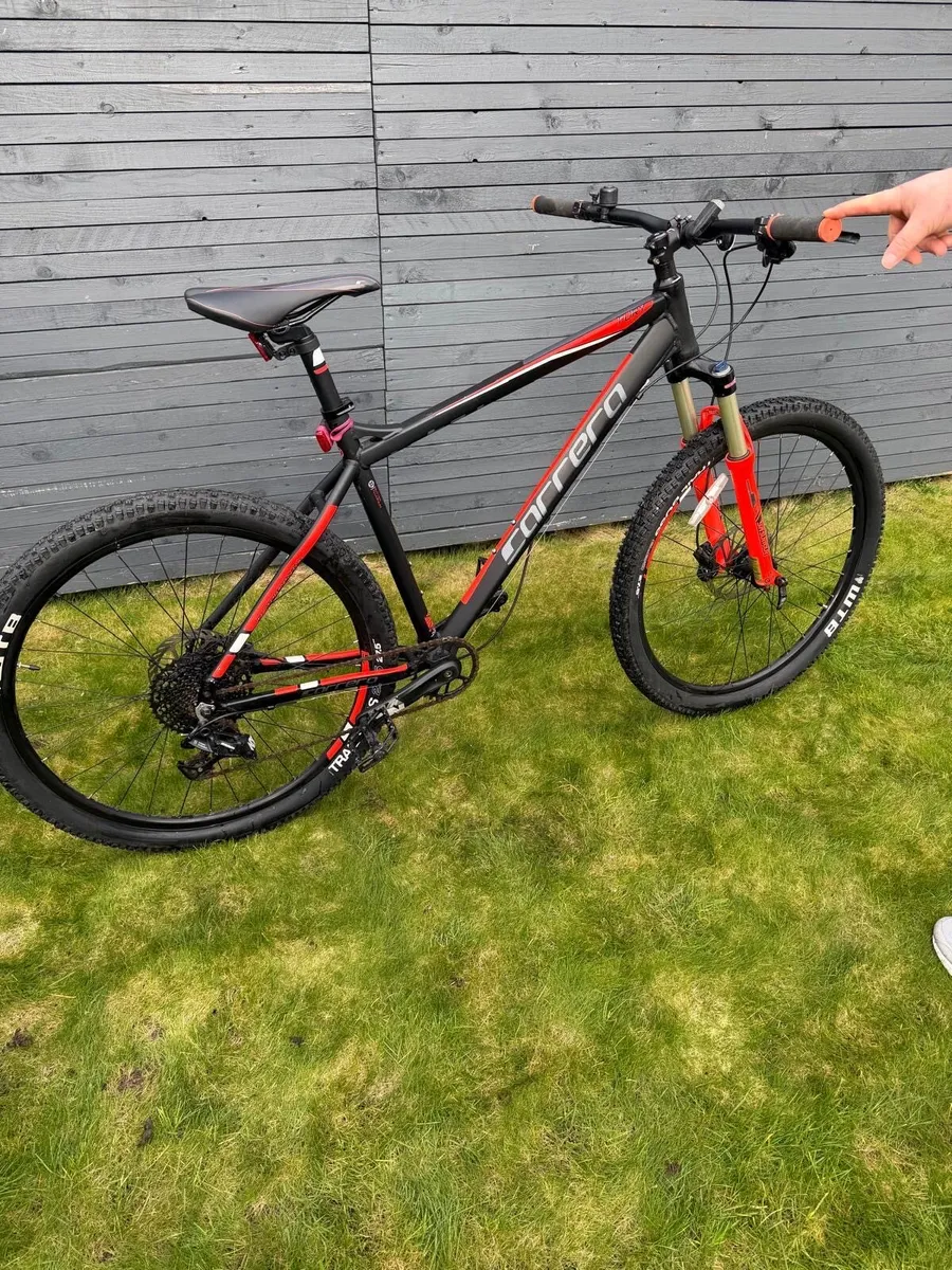 carrera fury - Image 1