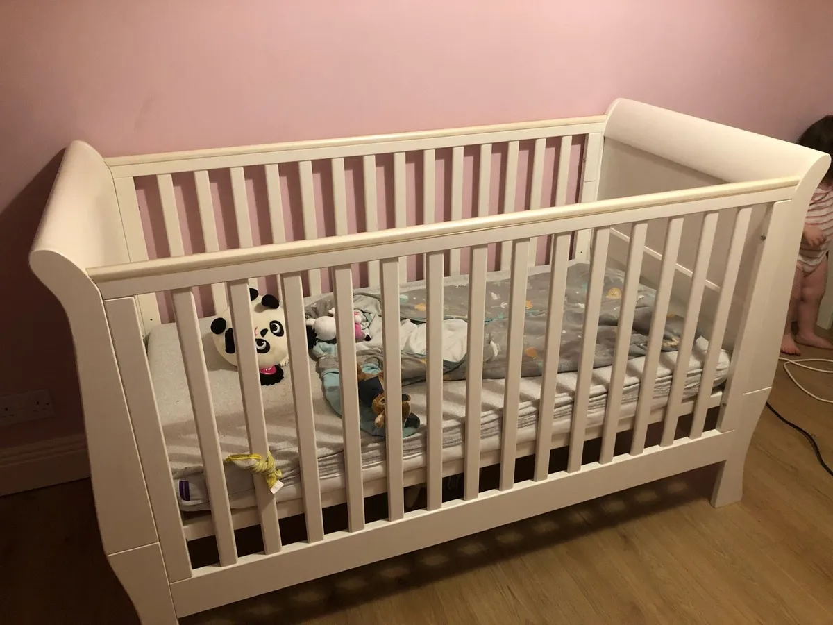 Cot bed - Image 2