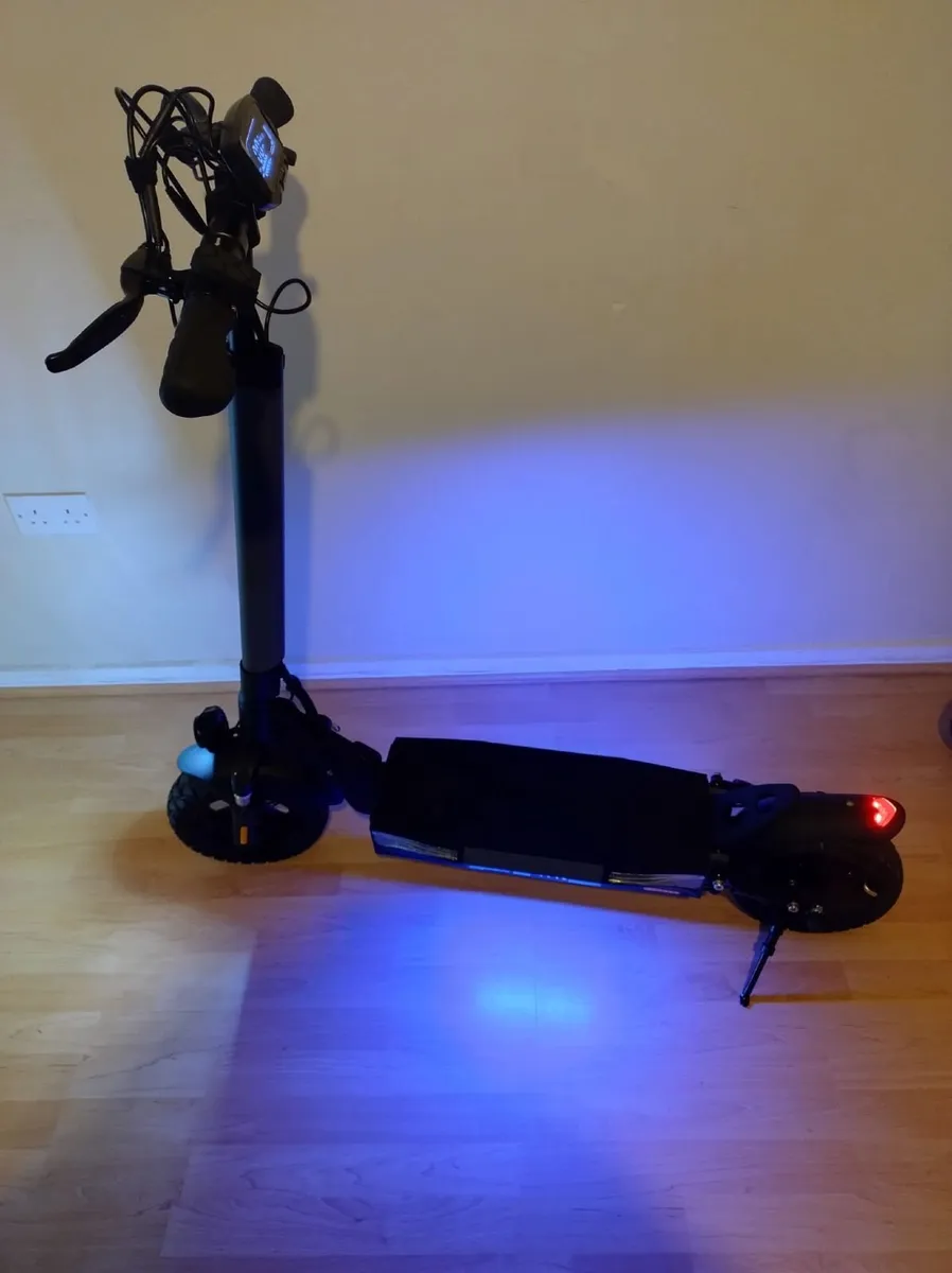 Electric Scooter - Image 3