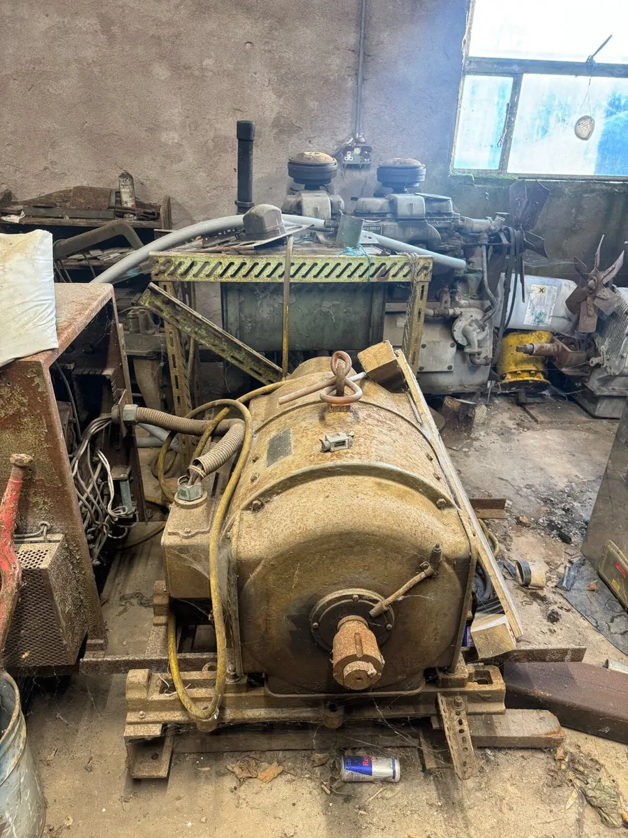 Vintage Crompton Parkinson Generator – Circa 1943 - Image 2