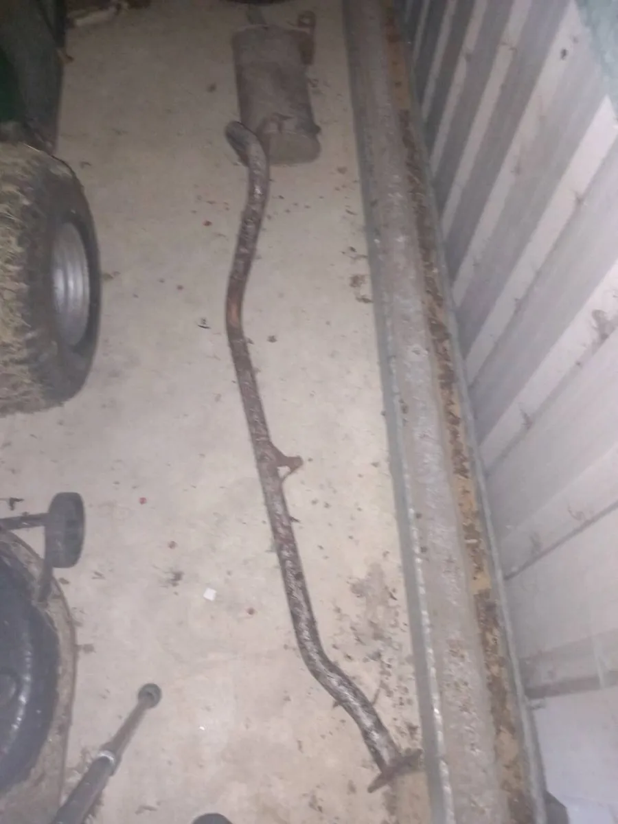 Toyota 4k engine and gear box - Image 3