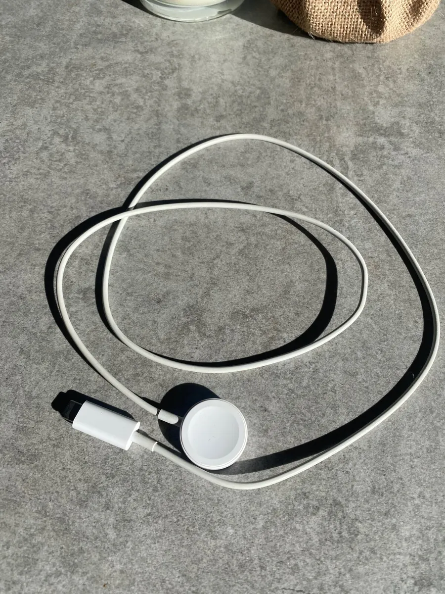 Apple watch - Image 4