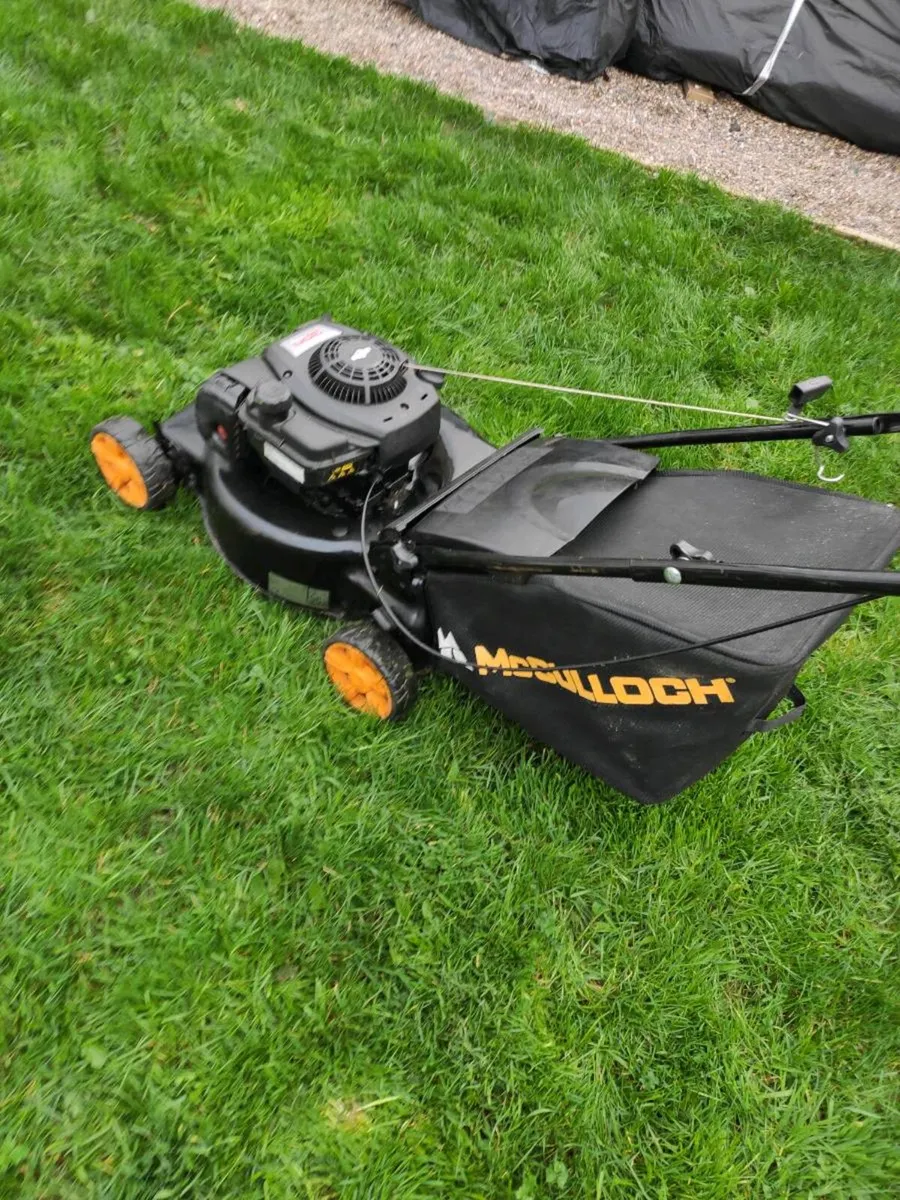 McCulloch Briggs & Stratton 125cc engine 46in deck - Image 3