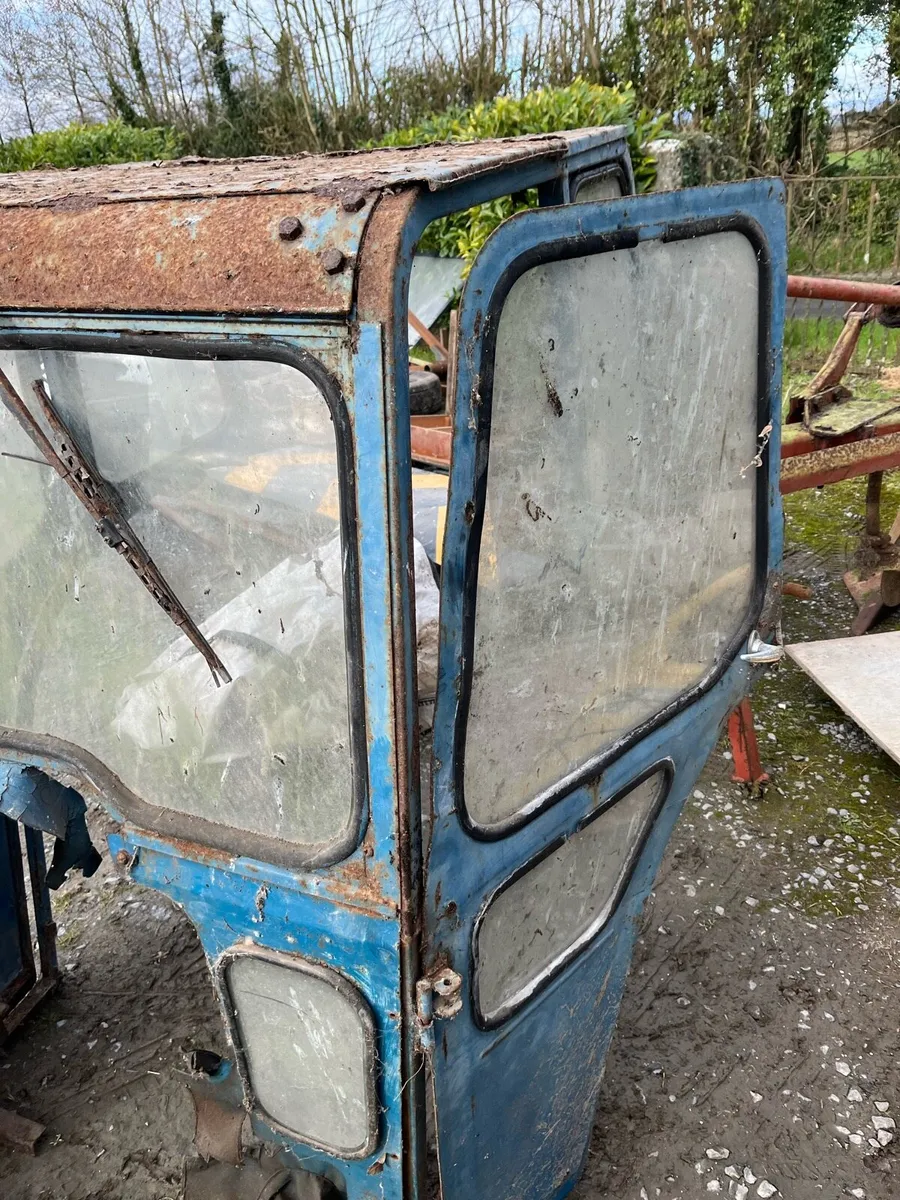 Ford 3000 cab - Image 3