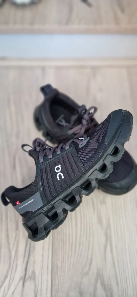 New trainers size4 - Image 2