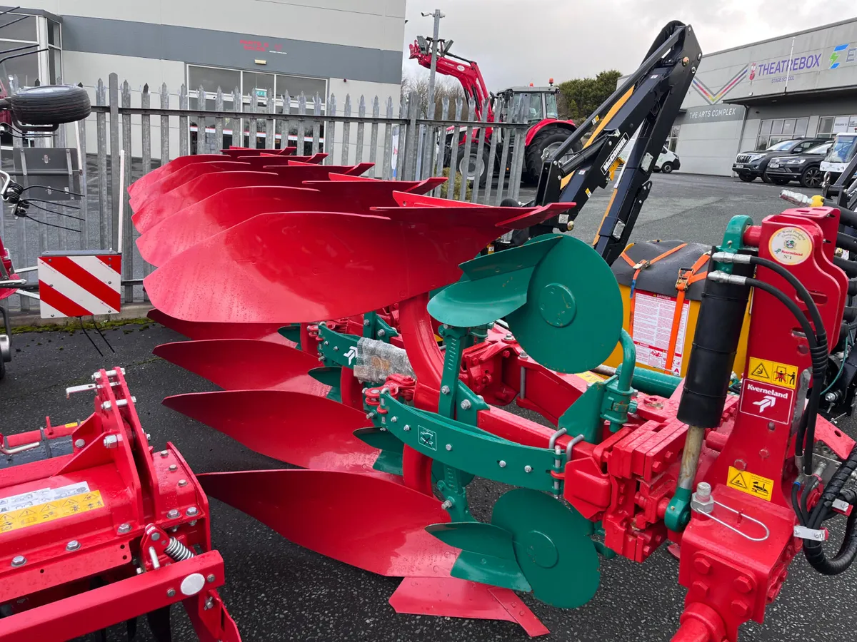 Kverneland ES5 Furrow Plough - Image 2