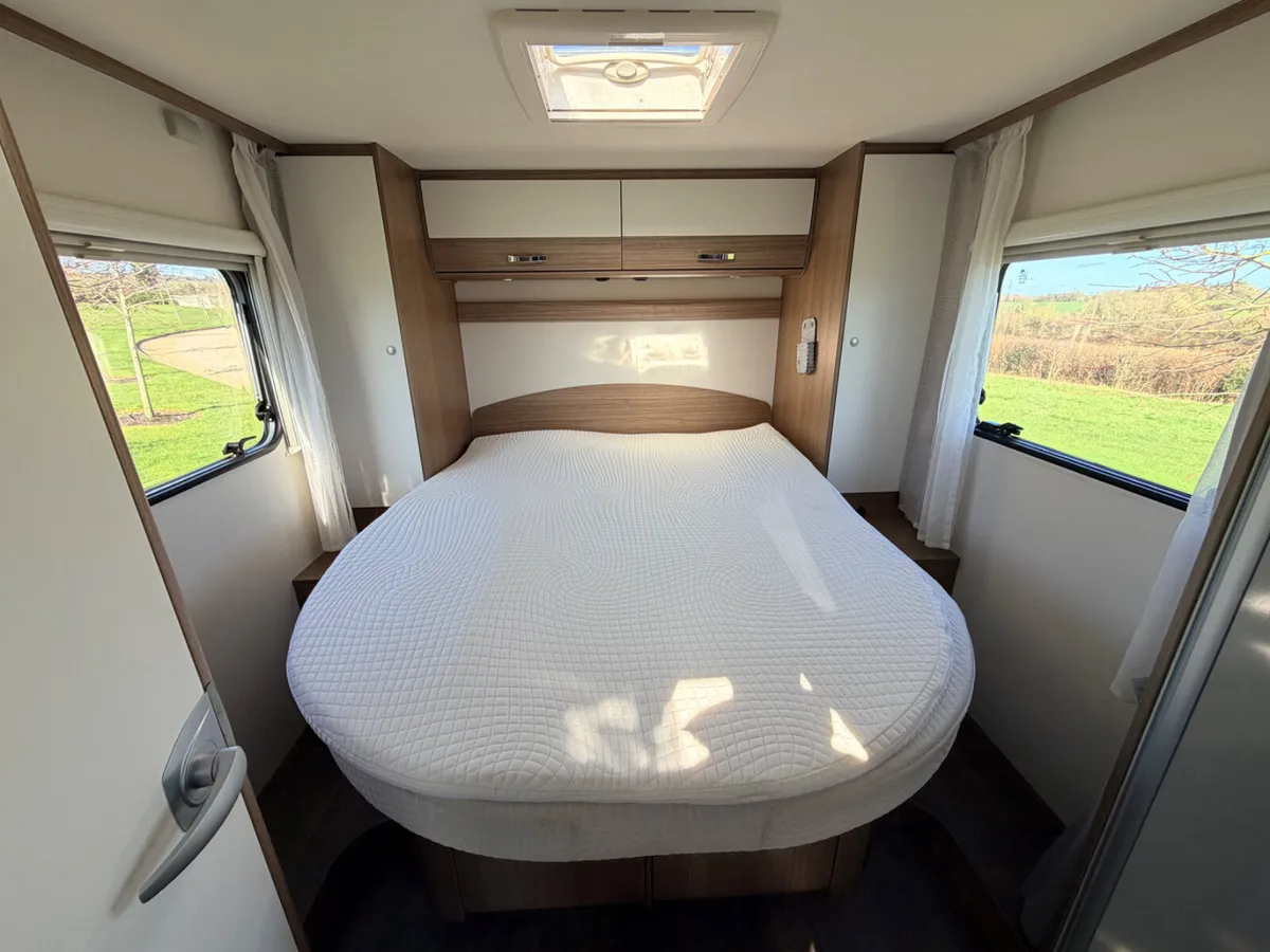 2019 CARADO T339 LOW PROFILE L.H.D MANUAL - Image 2