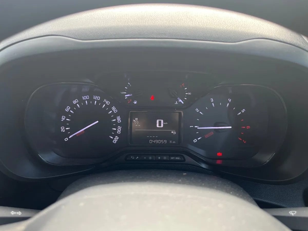 Citroen Berlingo 2022 - Image 3