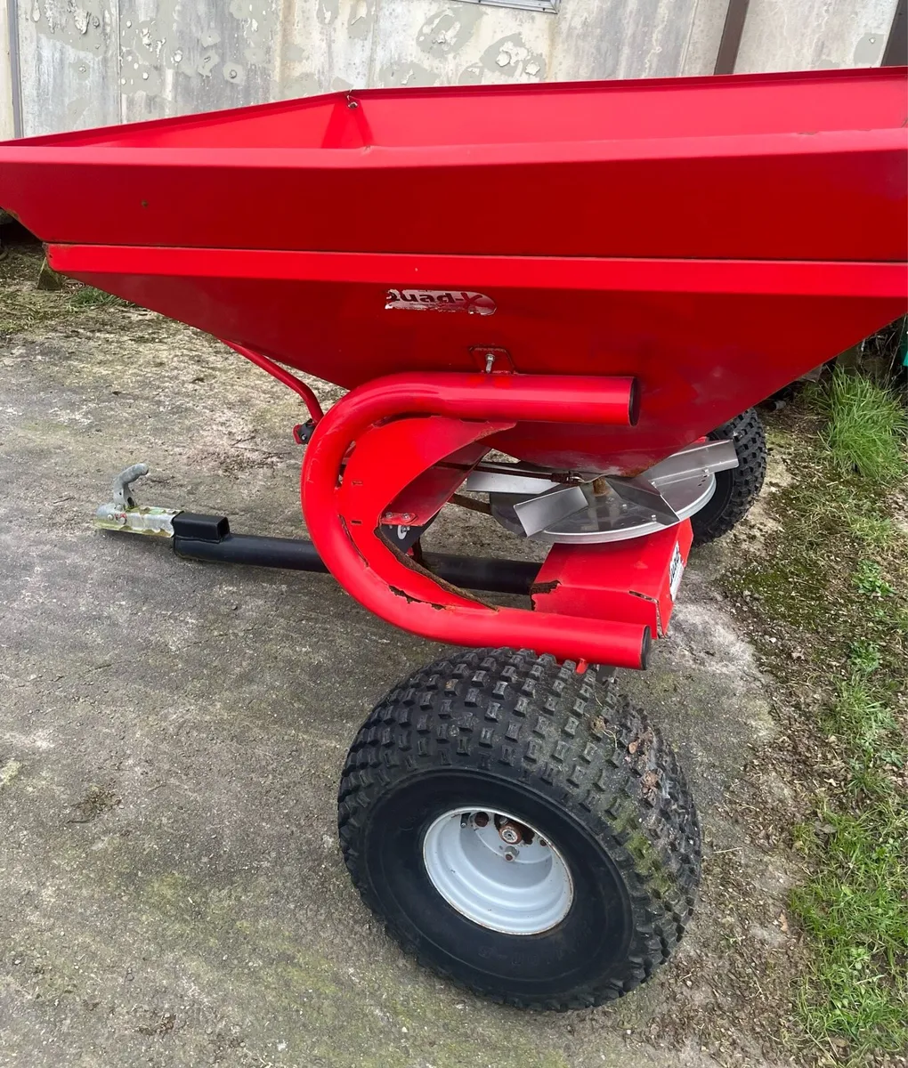 Quadx fertiliser sower - Image 2