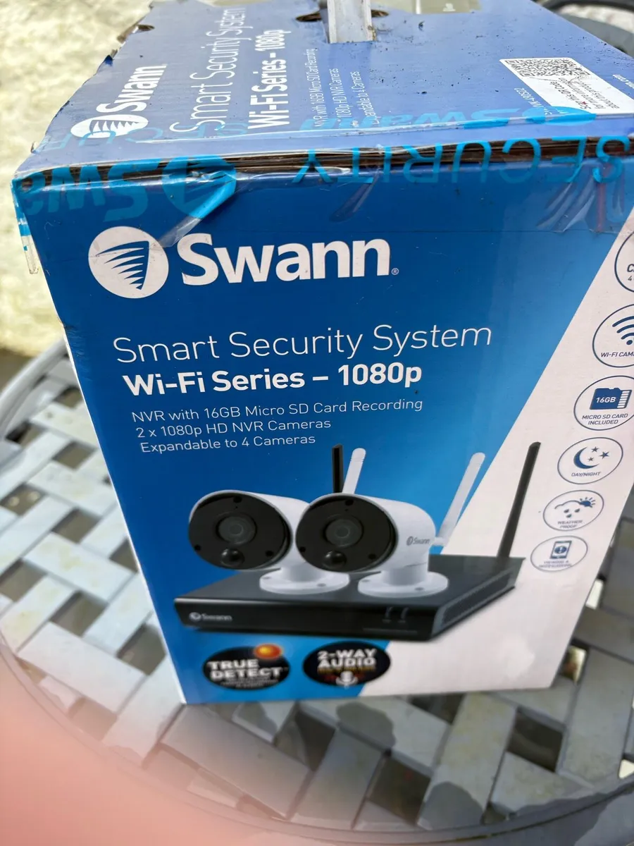 Security cameras - Image 2