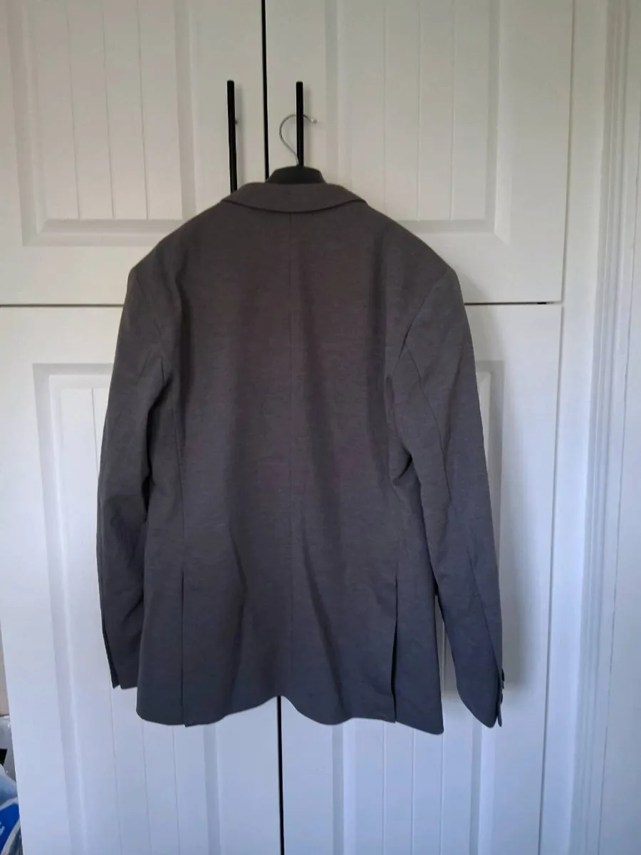 Men's Jack & Jones Suit - Image 3