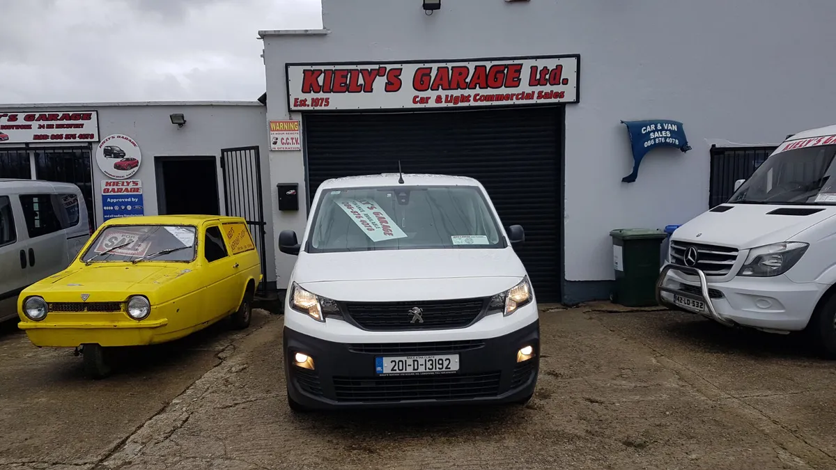 Peugeot Partner 201 D HI SPECK 1.6 VAT INVOICE - Image 2