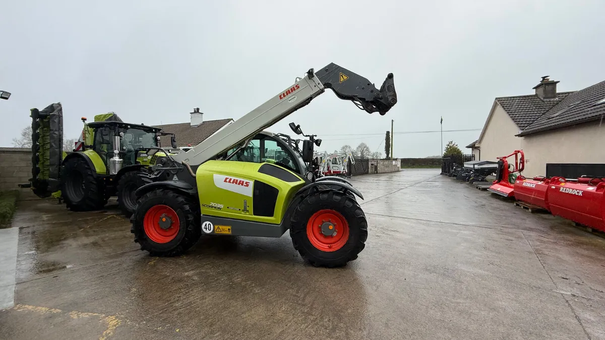 Claas Scorpion 7035VP Telehandler - Image 3