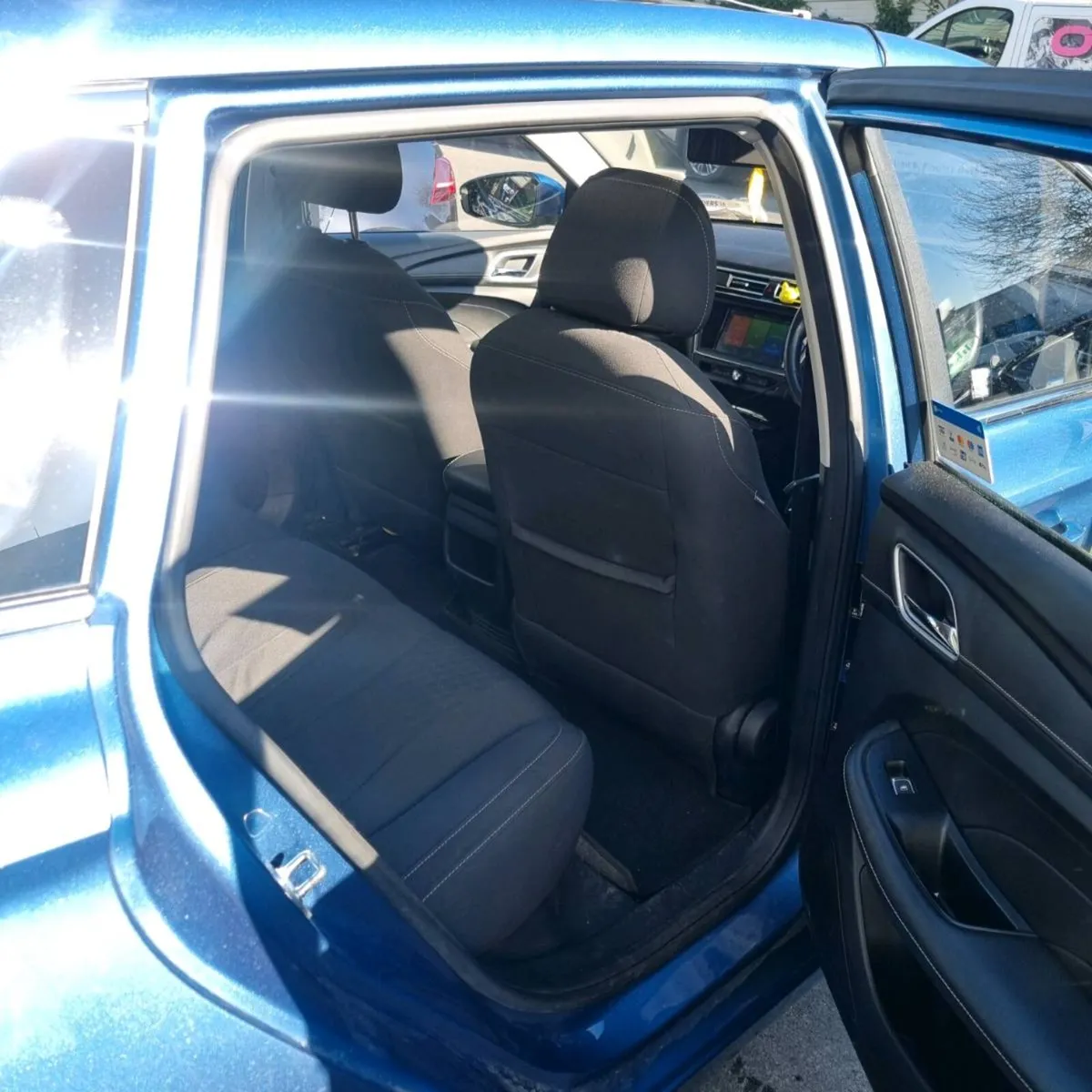 Taxi for rent mg5 ev - Image 3