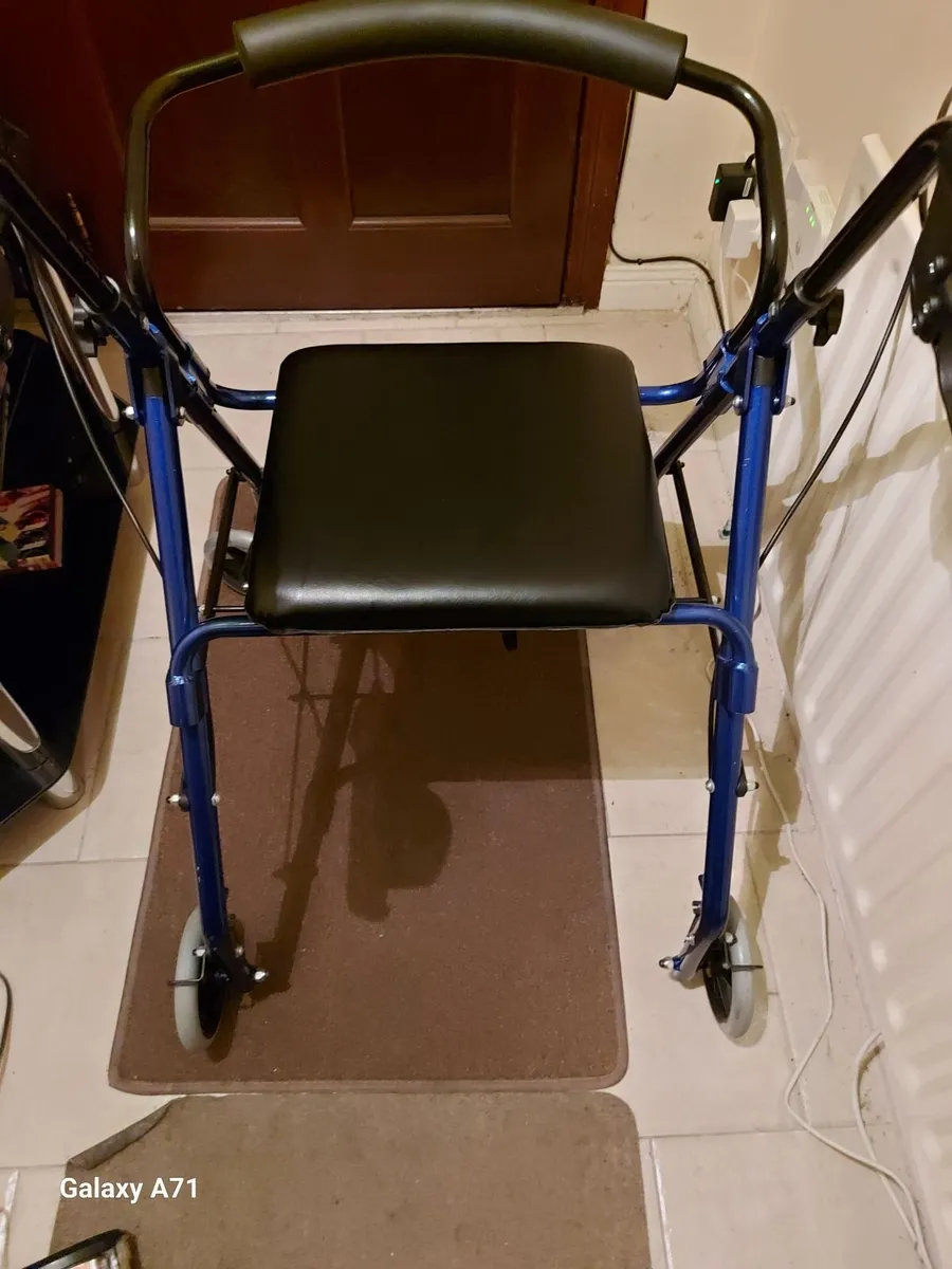 Aluminium Mobility Lightweight Rollator, Blue, Exc - Image 2