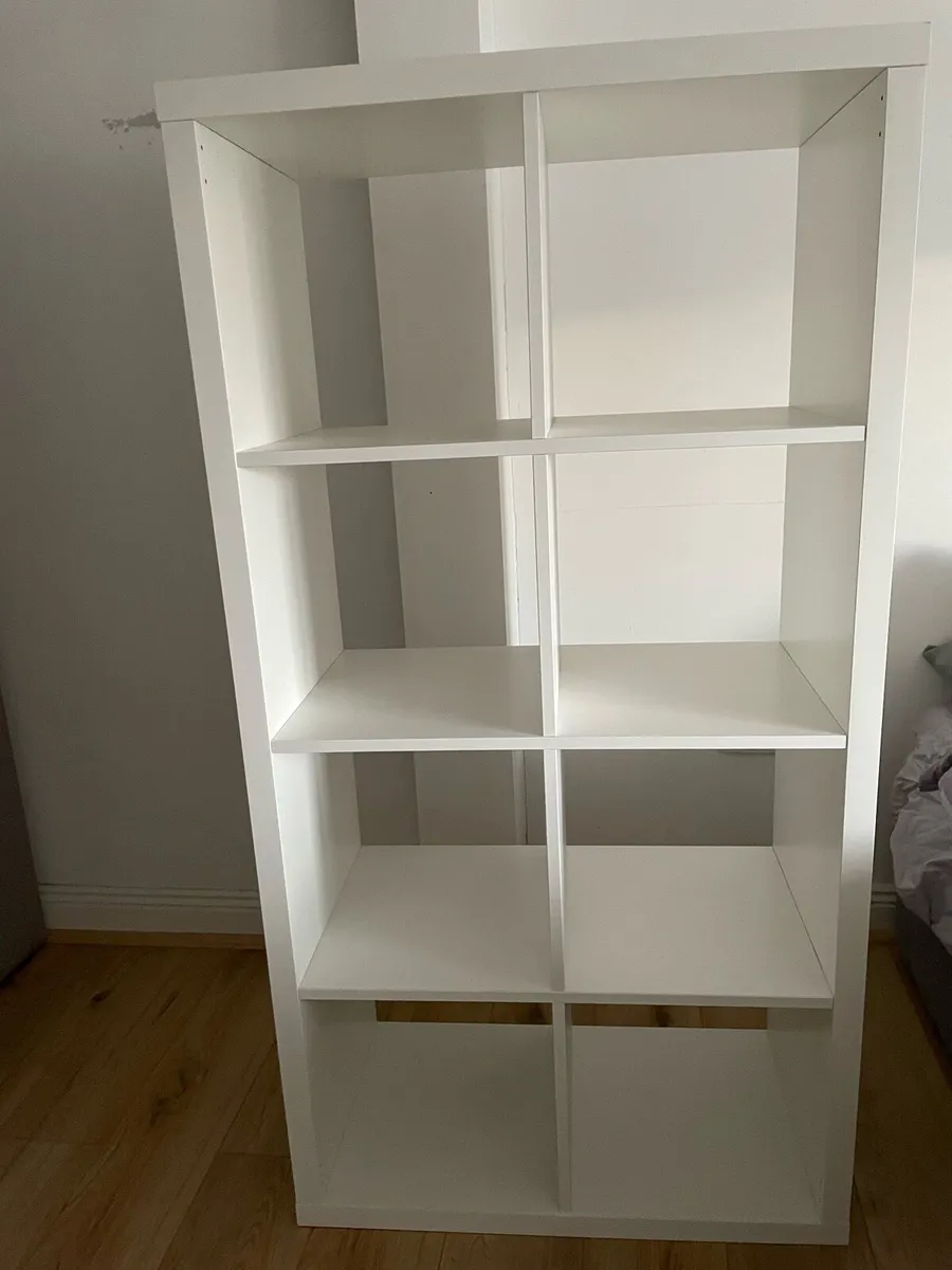 Shelving, wardrobes, mattresses - Image 1