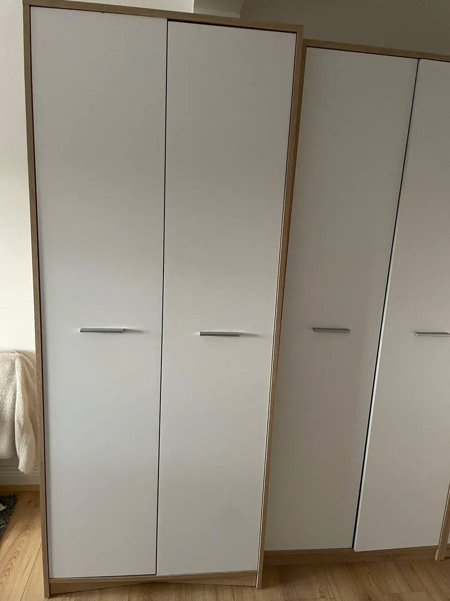 Shelving, wardrobes, mattresses - Image 2