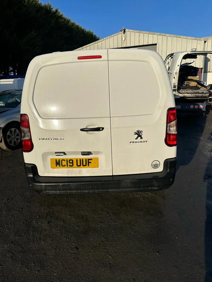 2019 Peugeot partner 1.6 for breaking - Image 4