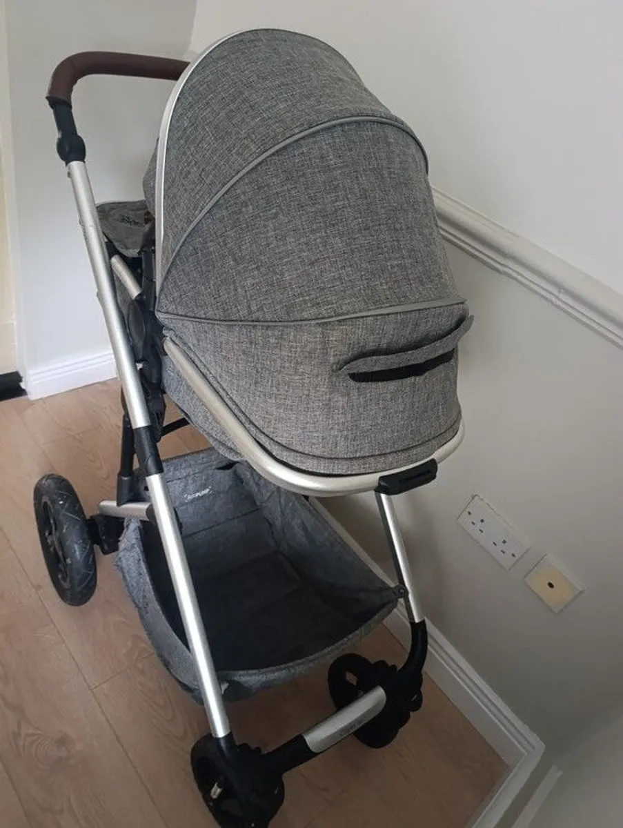 Cupla Duo Pram - Image 3