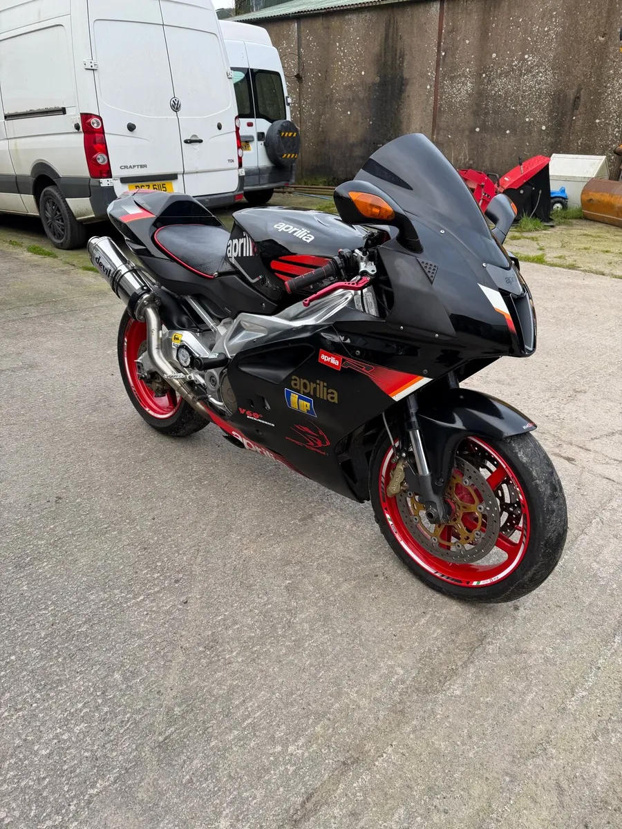 Aprilia Rsv1000r - Image 2