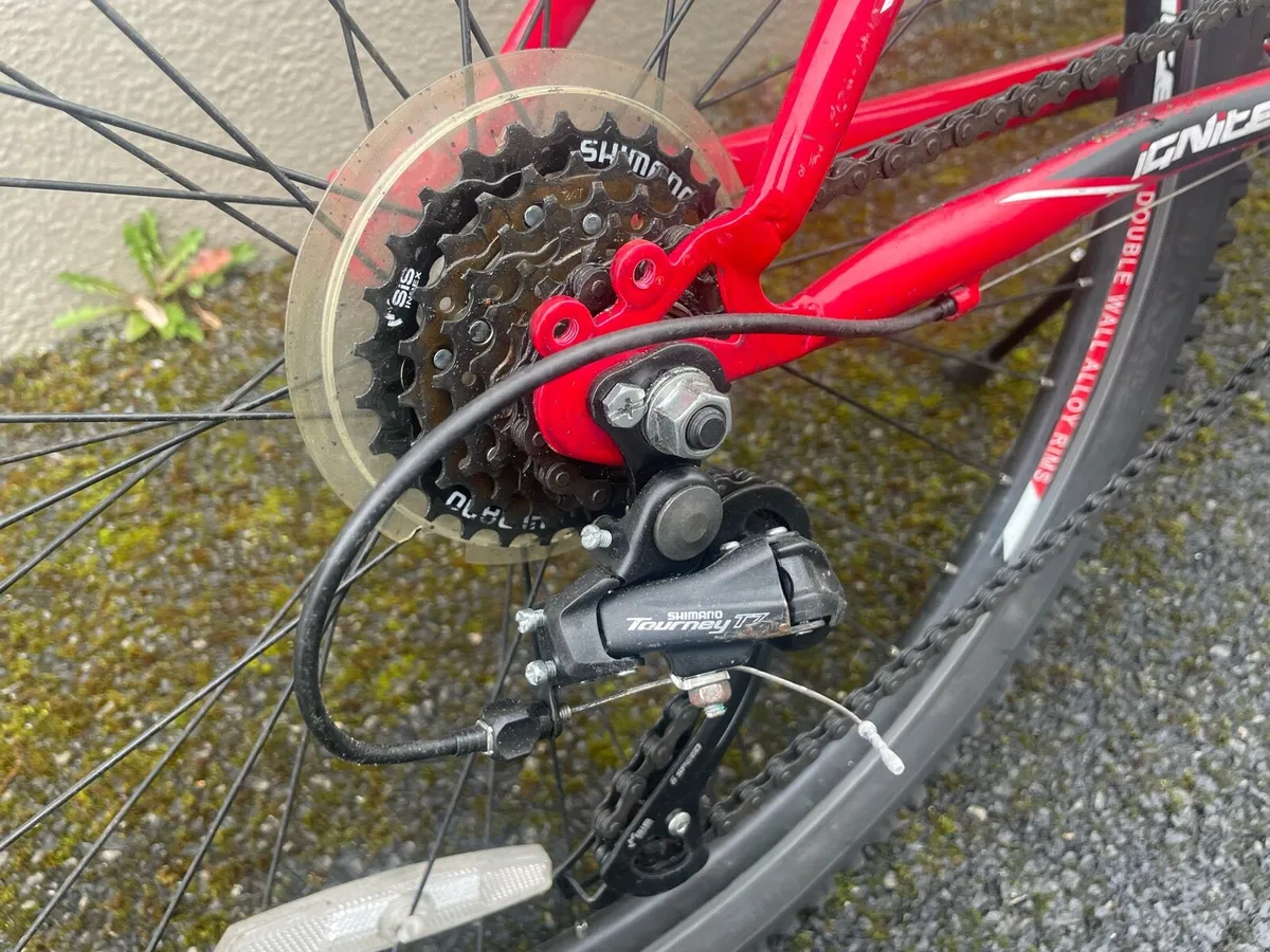 18 speed kids bike - Image 3