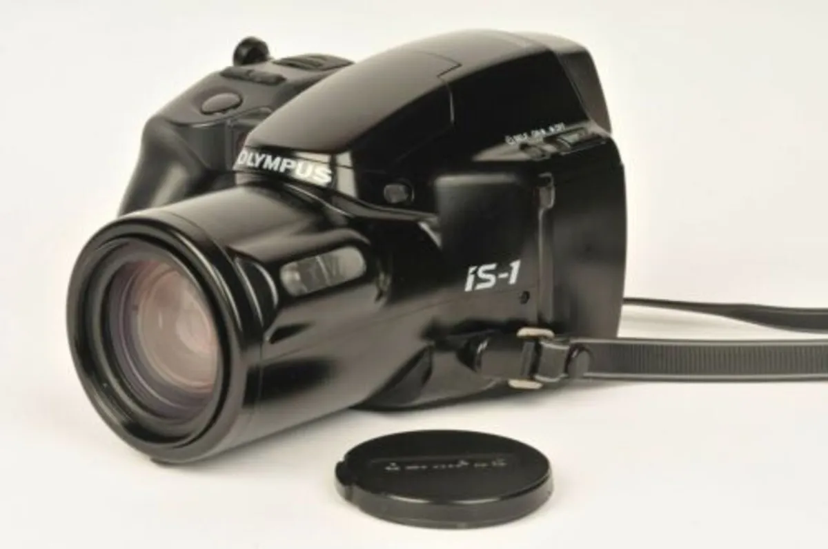 Olympus IS-1000 SLR photographic camera - Image 2