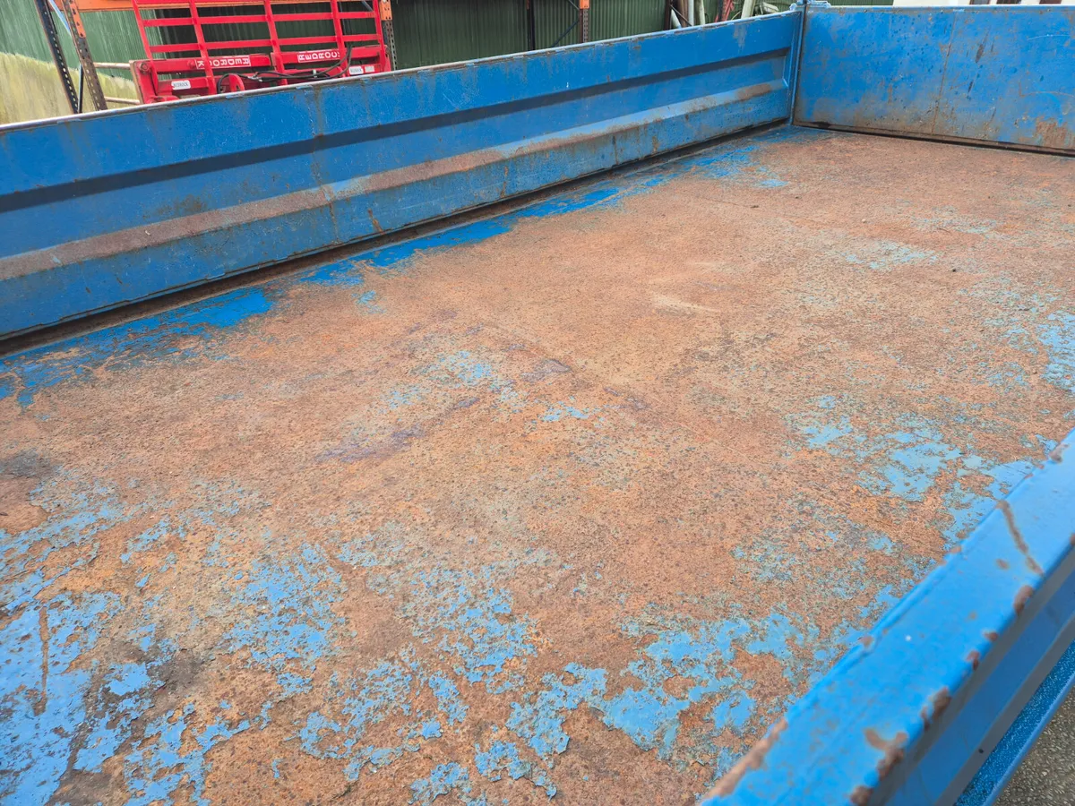 13x7 tipping trailer.  Led lights - Image 4