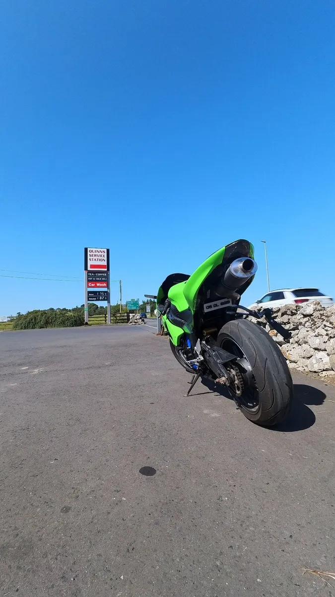 2005 Kawasaki zx6r ninja - Image 2