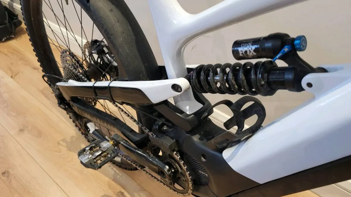 YT DECOY mx Large - Image 3