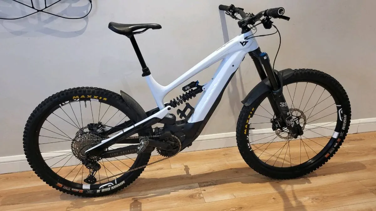 YT DECOY mx Large - Image 1