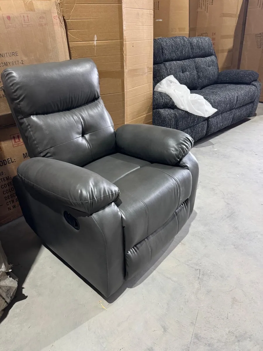 Italian leather recliner arm chairs  reduced to on - Image 1
