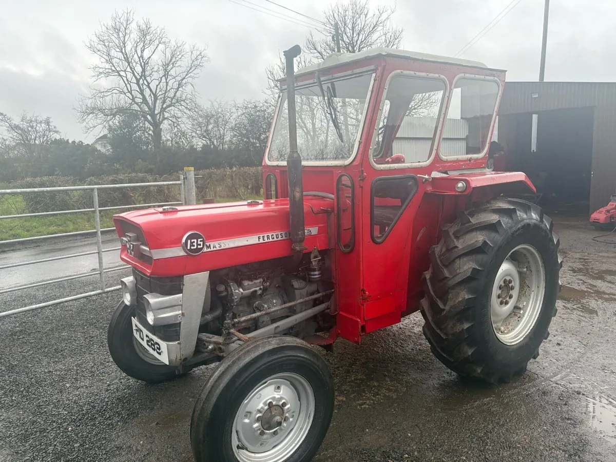 Massey Ferguson 135 - Image 1