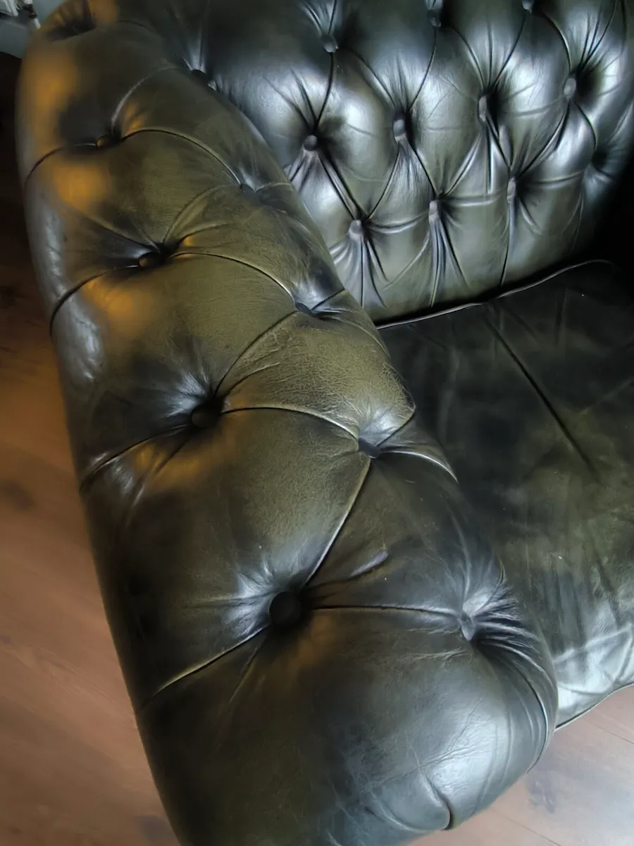 Genuine leather Chesterfield armchair - Image 4