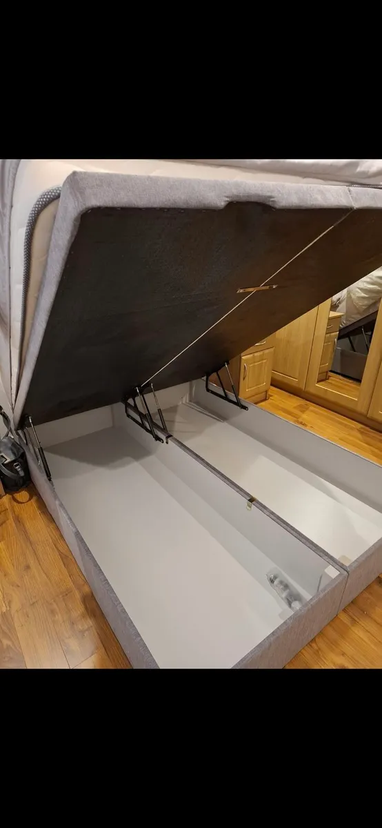 Kingsize ottoman bed base - Image 2