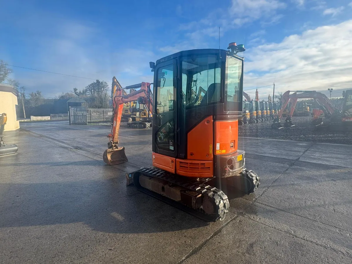 2020 Hitachi 26U-5A CR - Image 3
