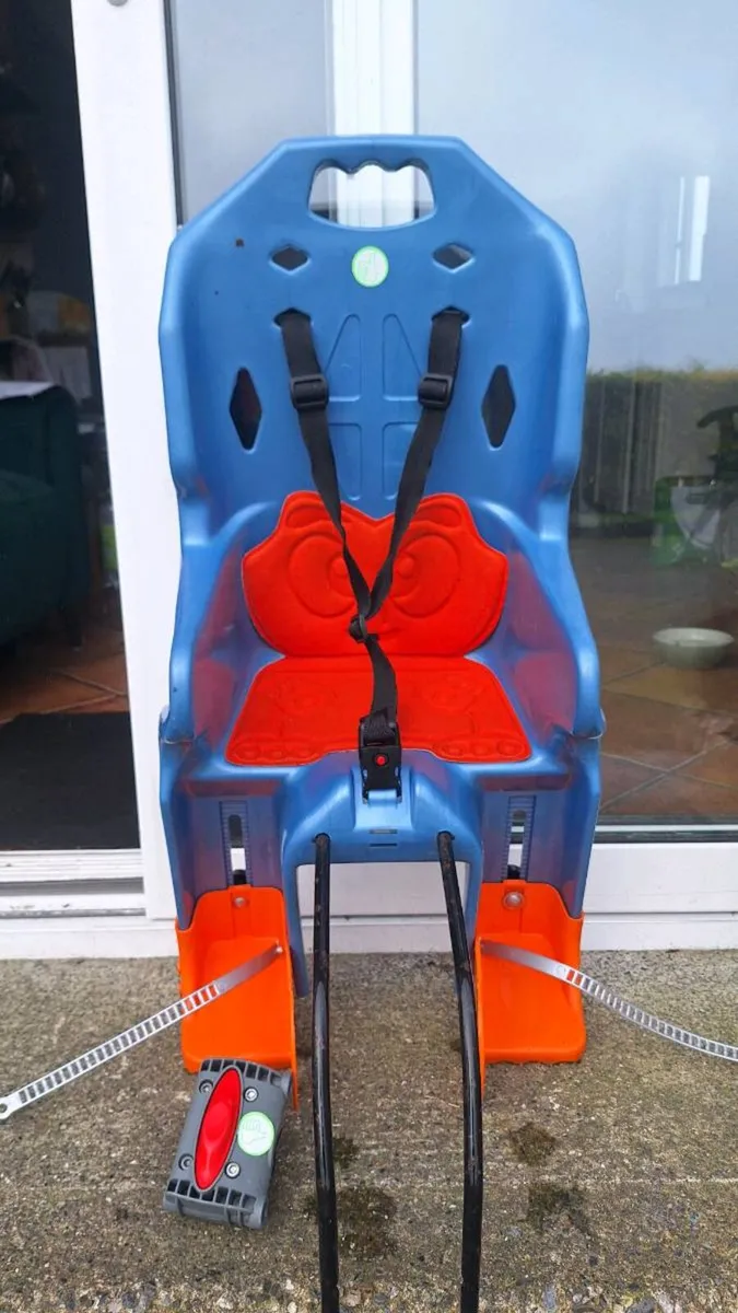 Child bike carrier