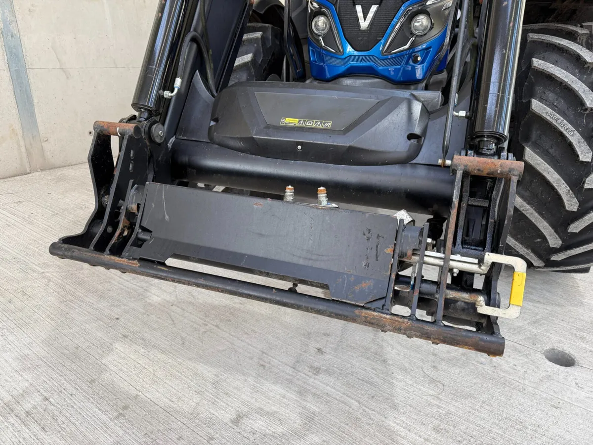 Valtra T154 Tractor - Image 4