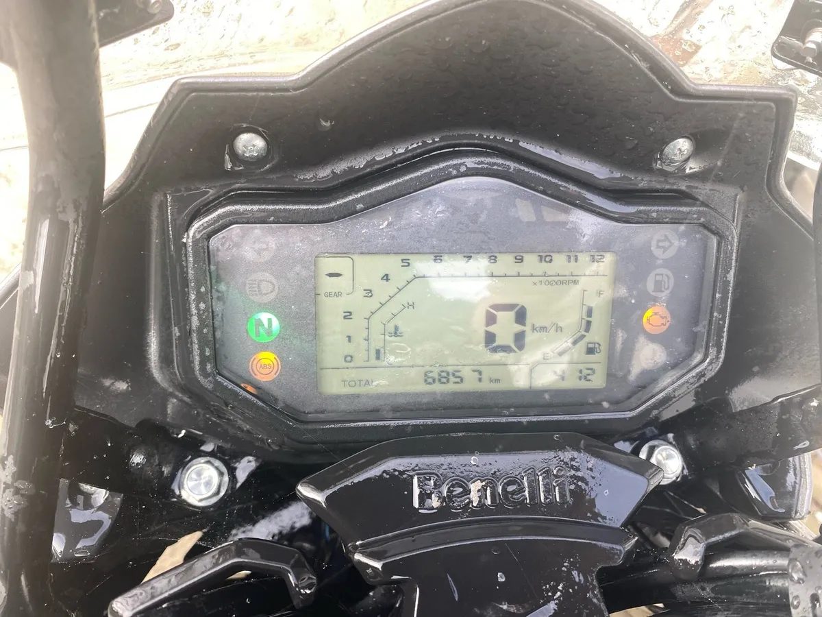 Benelli trk 251 - Image 3