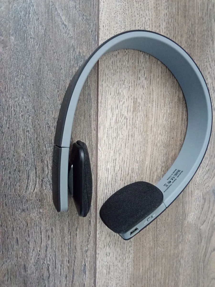 Bluetooth Headphones Stereo Set. - Image 4