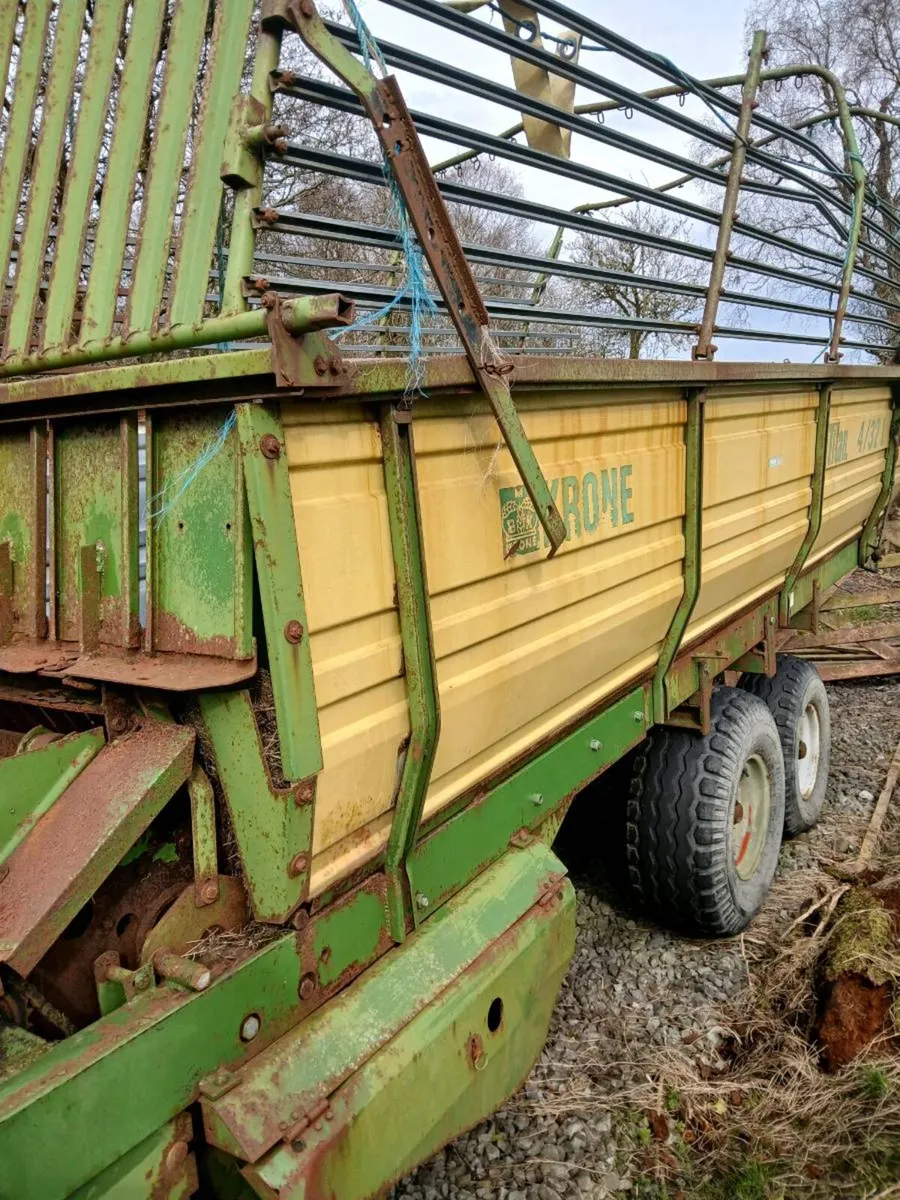 Silage wagon - Image 2