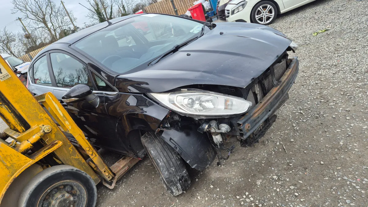 Ford fiesta 1ltr Petrol 2014 - Image 1