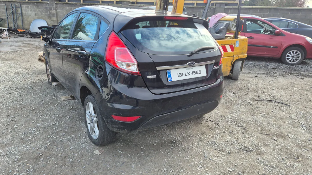 Ford fiesta 1ltr Petrol 2014 - Image 4