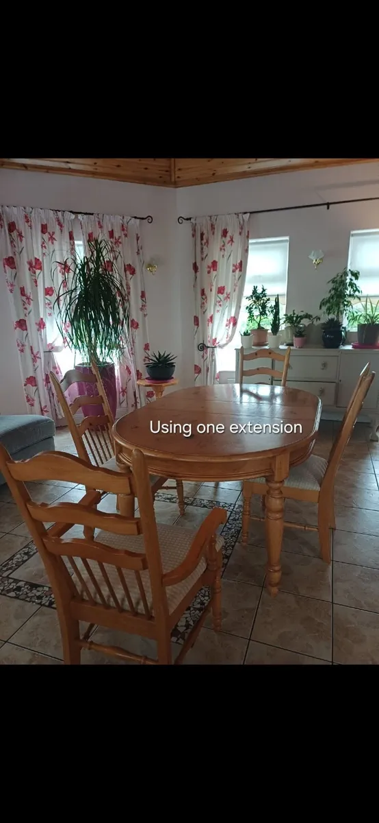 Table and 6 chairs - Image 4