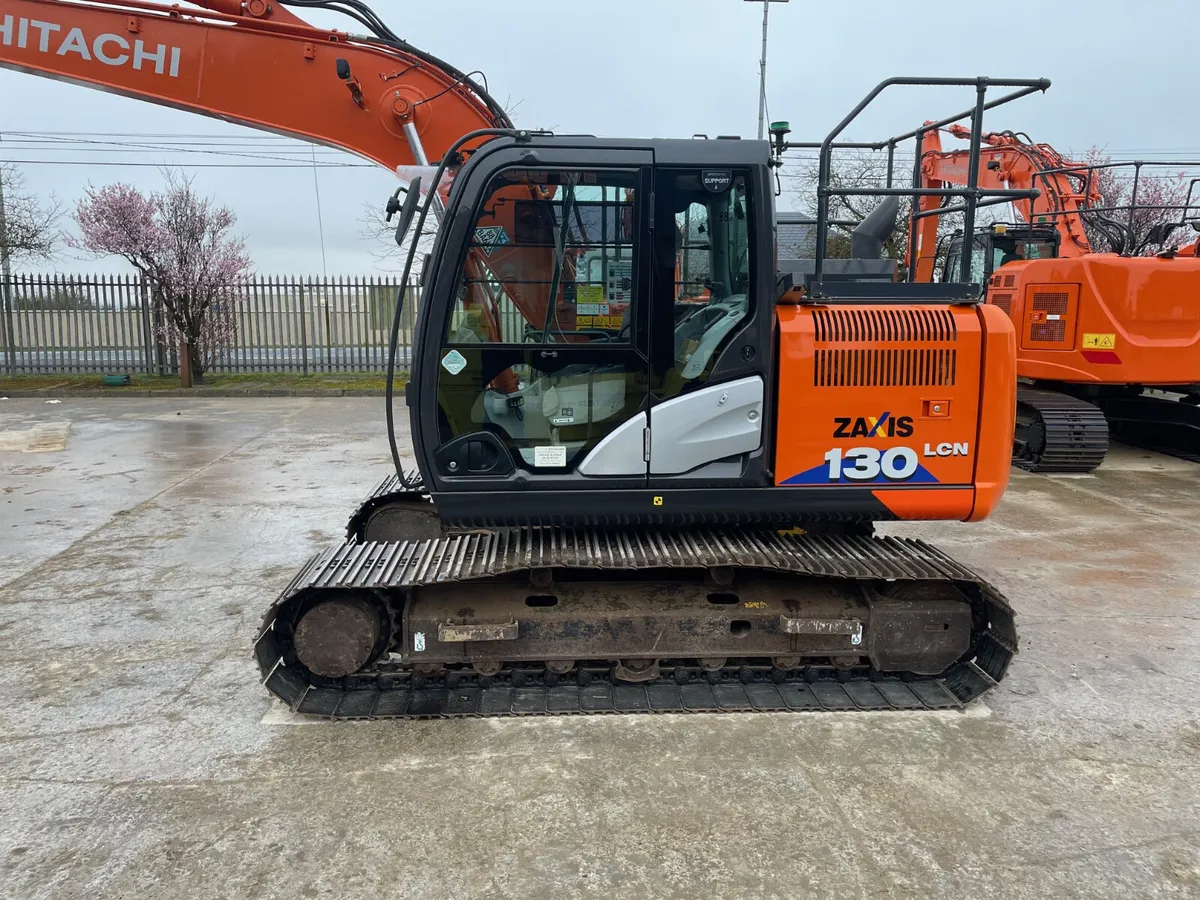 Hitachi ZX130LCN-6 - Image 2