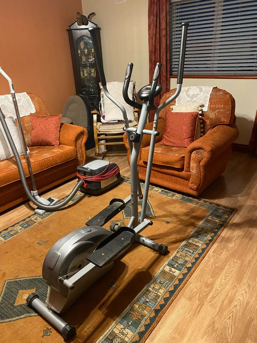 Cross Trainer - Image 2